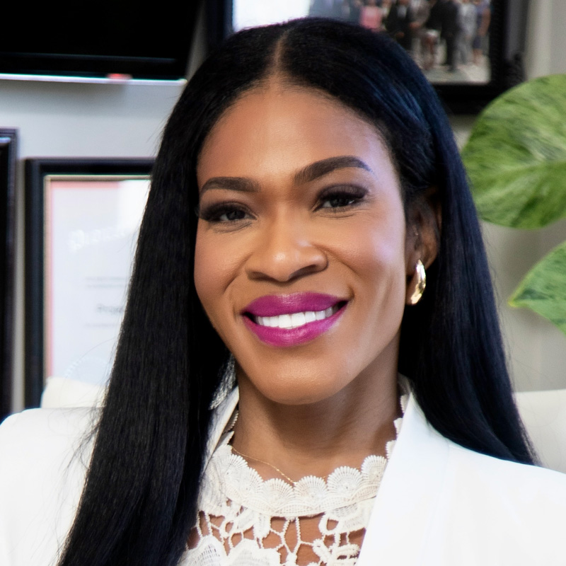 Torri Smith headshot