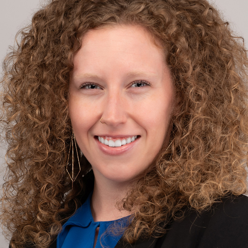 Abby Davis headshot