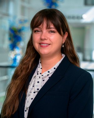 Olena Semenova headshot