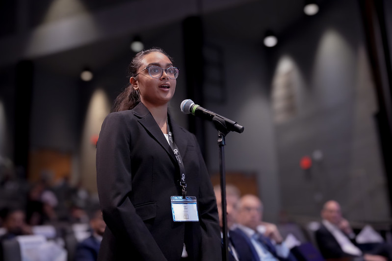 Riya Bhadani, Georgia Tech Computer Science student, asks Andrew Schlossberg a question