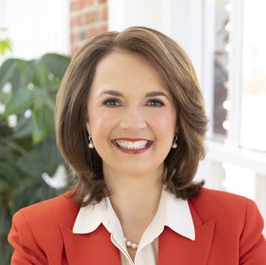 Kim Greene headshot photo