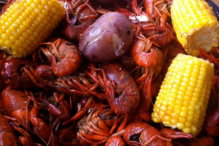 Crawfish Boil Photo by Giovanni Handal/ CC BY-SA 3.0