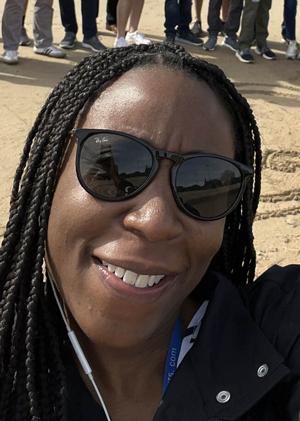 Ramona  Howard