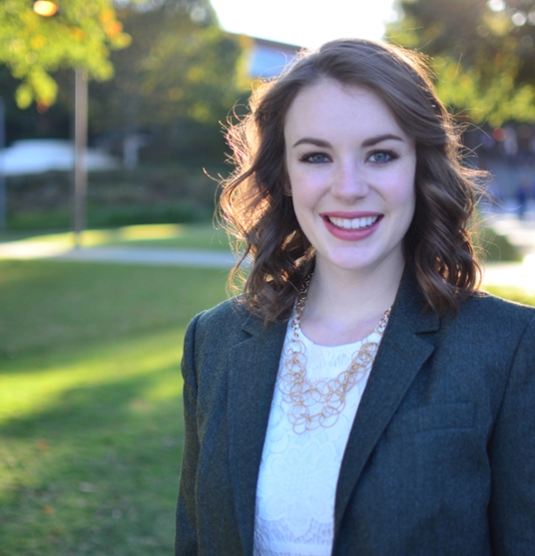 Headshot of Evening MBA student Kelsey Melrose