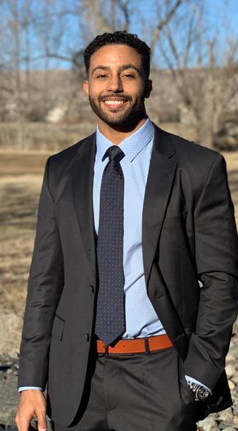 Head shot of Full-time MBA student Blake Brady