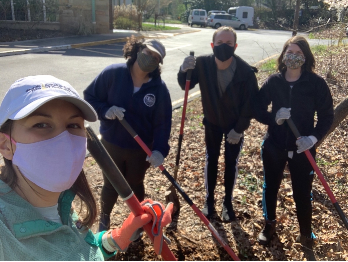 Scheller MBA students spent the first day of spring cleaning up different areas around Atlanta.