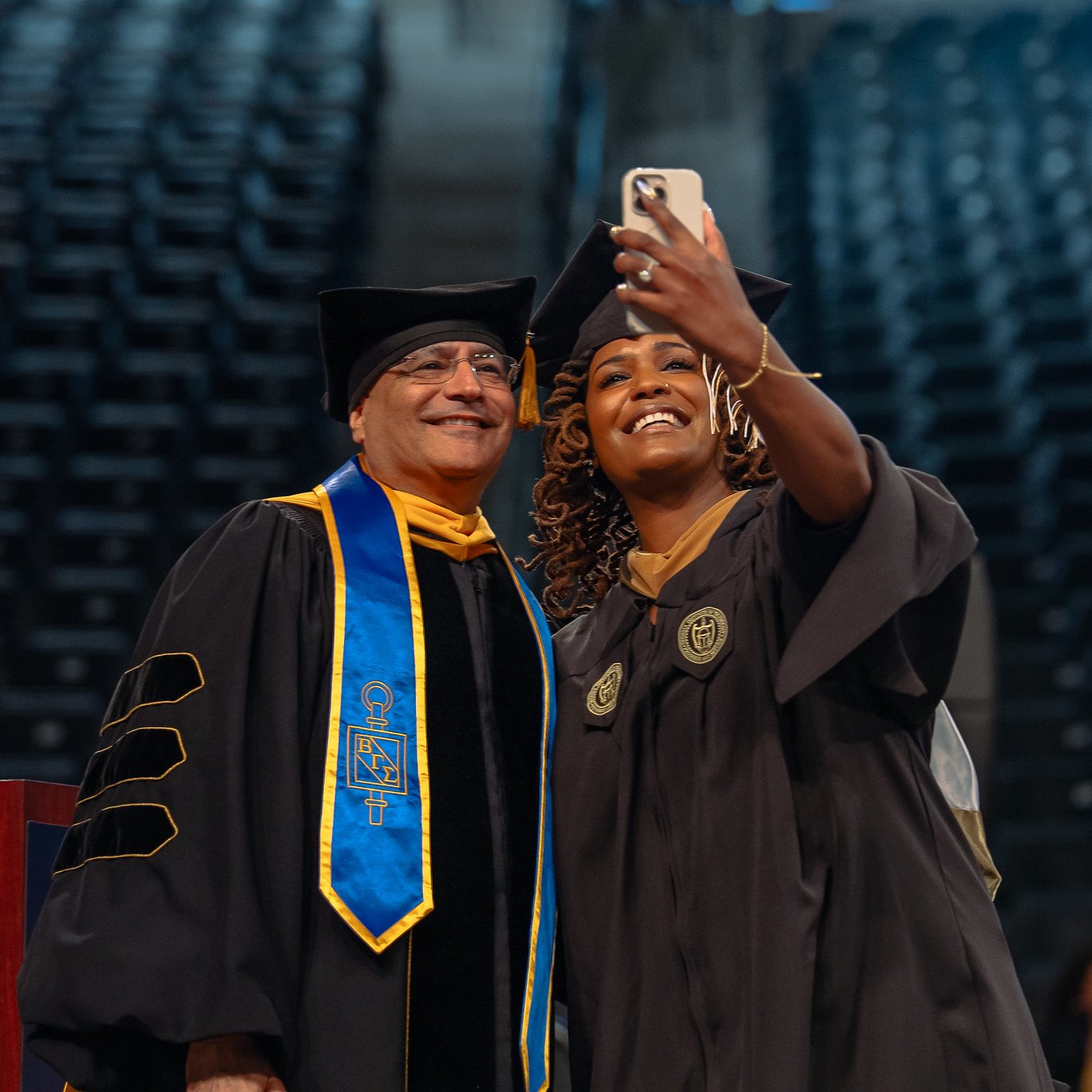 Dean Anuj Mehrotra and Analisa Wade, MBA '25